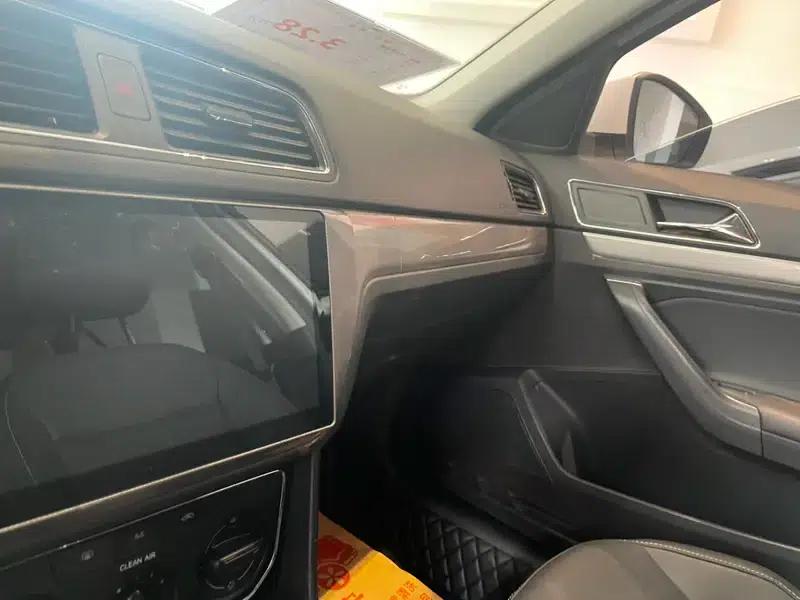 2017 Volkswagen Lavida 1.6L Automatic Comfort Edition — миниатюра 14