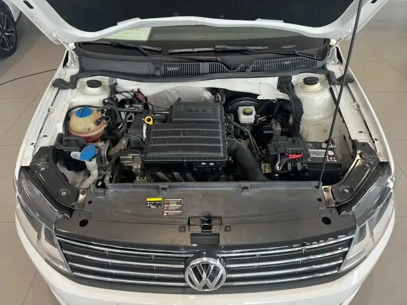 2017 Volkswagen Lavida 1.6L Automatic Comfort Edition — миниатюра 7