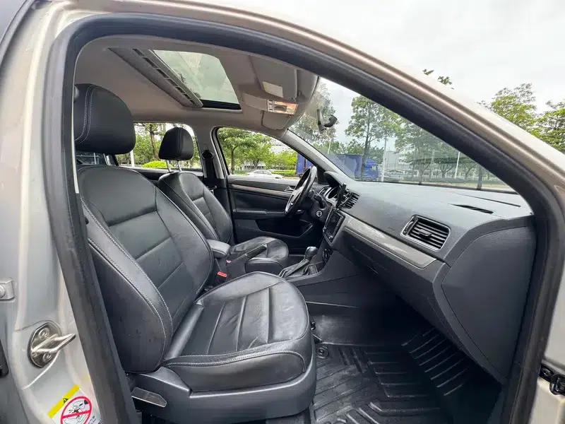 2015 Volkswagen Lavida 230TSI DSG Comfort Edition — миниатюра 9