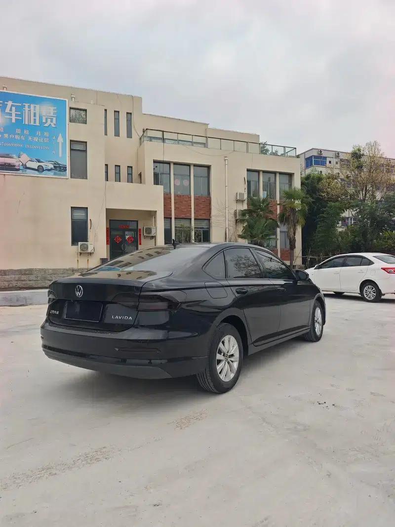 2021 Volkswagen Lavida 1.5L Automatic Comfort Edition — миниатюра 5