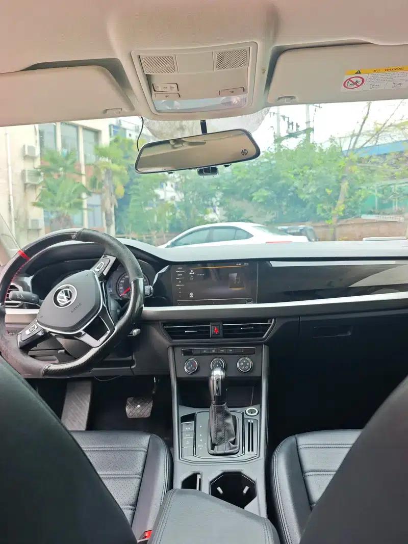 2021 Volkswagen Lavida 1.5L Automatic Comfort Edition — миниатюра 6