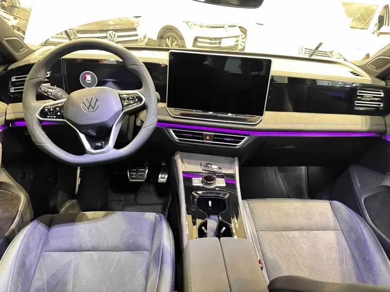 Tiguan L 2025 Pro 380TSI AWD R-Line Supreme Edition — миниатюра 12