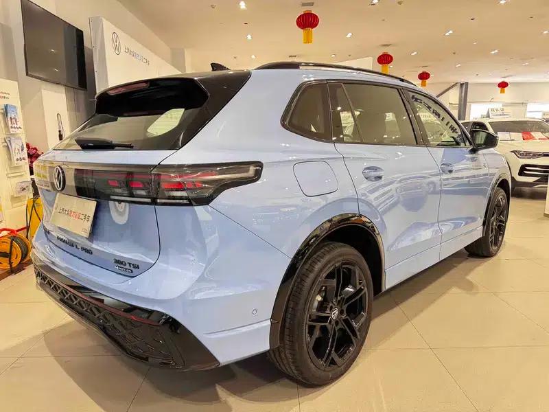 Tiguan L 2025 Pro 380TSI AWD R-Line Supreme Edition — миниатюра 6