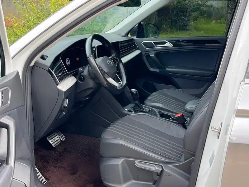Tiguan L 2022 330TSI Automatic 2WD Comfort Edition — миниатюра 23