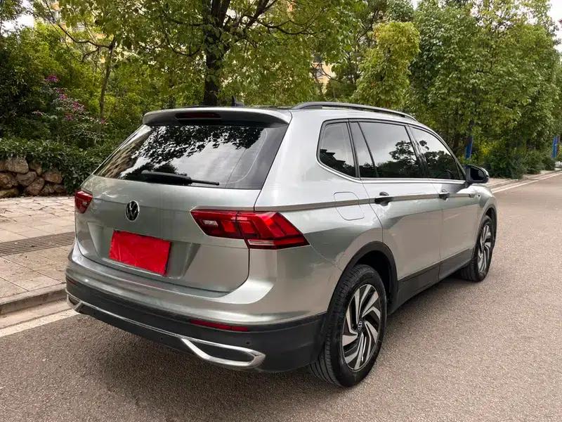 Tiguan L 2022 330TSI Automatic 2WD Comfort Edition — миниатюра 7