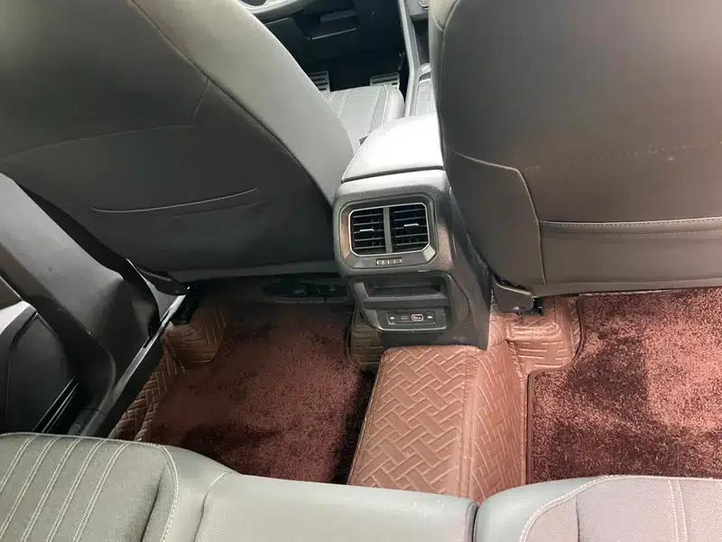Tiguan L 2022 330TSI Automatic 2WD Comfort Edition — миниатюра 10