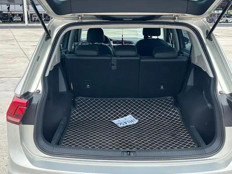 Tiguan L 2018 330TSI Automatic 2WD Luxury Edition — миниатюра 28
