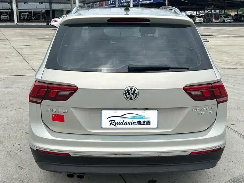 Tiguan L 2018 330TSI Automatic 2WD Luxury Edition — миниатюра 5