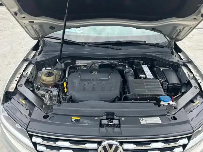 Tiguan L 2018 330TSI Automatic 2WD Luxury Edition — миниатюра 7