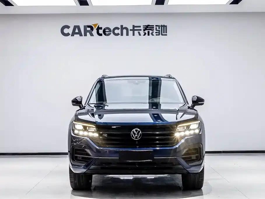 2022 Volkswagen Touareg 3.0TSI R-Line, Obsidian Black Sport Package — миниатюра 1
