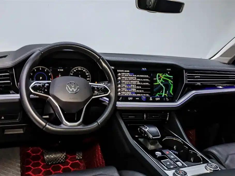 2022 Volkswagen Touareg 3.0TSI R-Line, Obsidian Black Sport Package — миниатюра 12