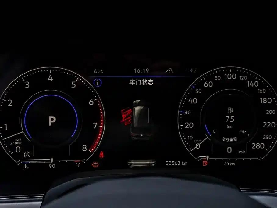 2022 Volkswagen Touareg 3.0TSI R-Line, Obsidian Black Sport Package — миниатюра 26