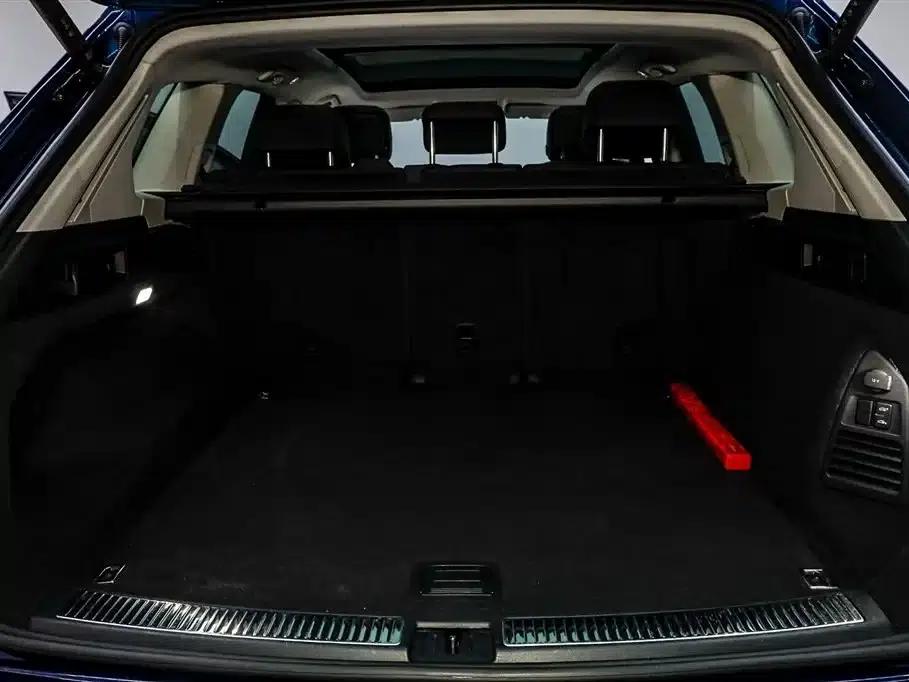 2022 Volkswagen Touareg 3.0TSI R-Line, Obsidian Black Sport Package — миниатюра 6