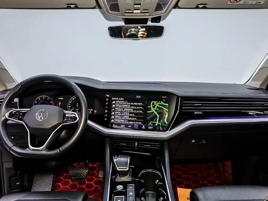2022 Volkswagen Touareg 3.0TSI R-Line, Obsidian Black Sport Package — миниатюра 14