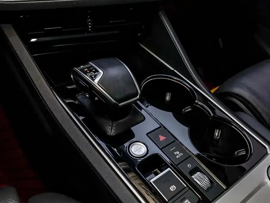 2022 Volkswagen Touareg 3.0TSI R-Line, Obsidian Black Sport Package — миниатюра 29