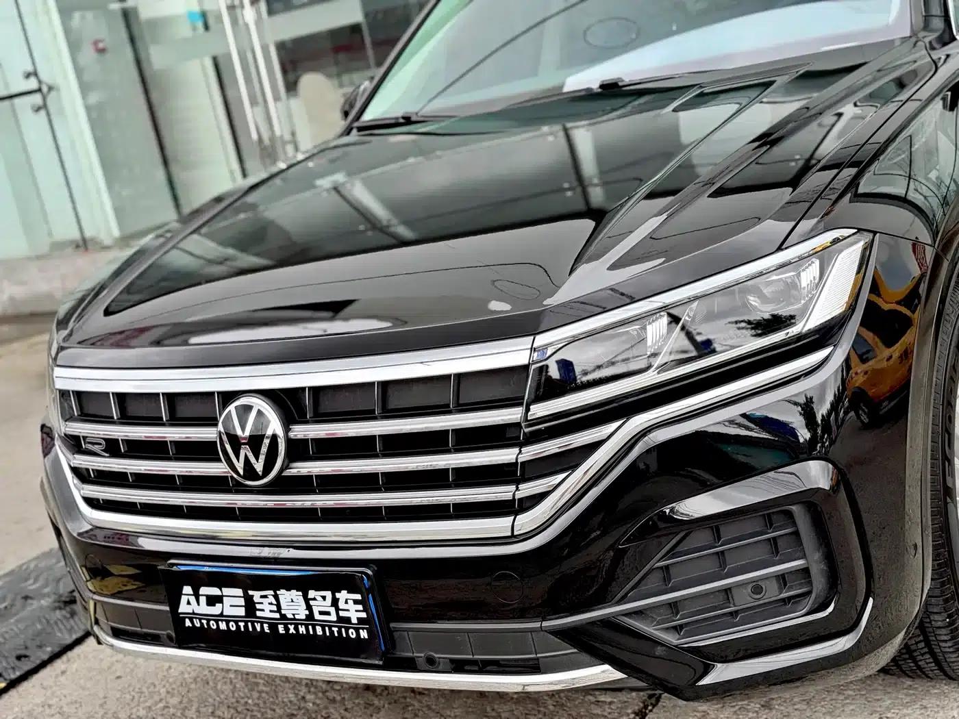 2023 Volkswagen Touareg 2.0TSI R-Line — миниатюра 7