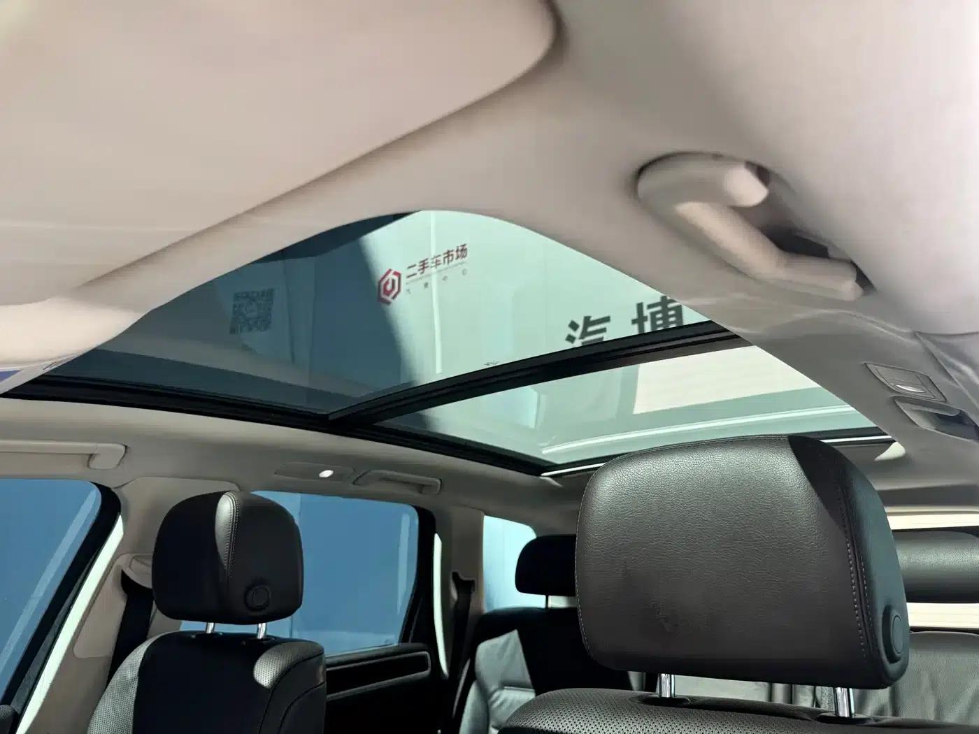 Touareg 2016 3.0TSI Standard Edition — миниатюра 19