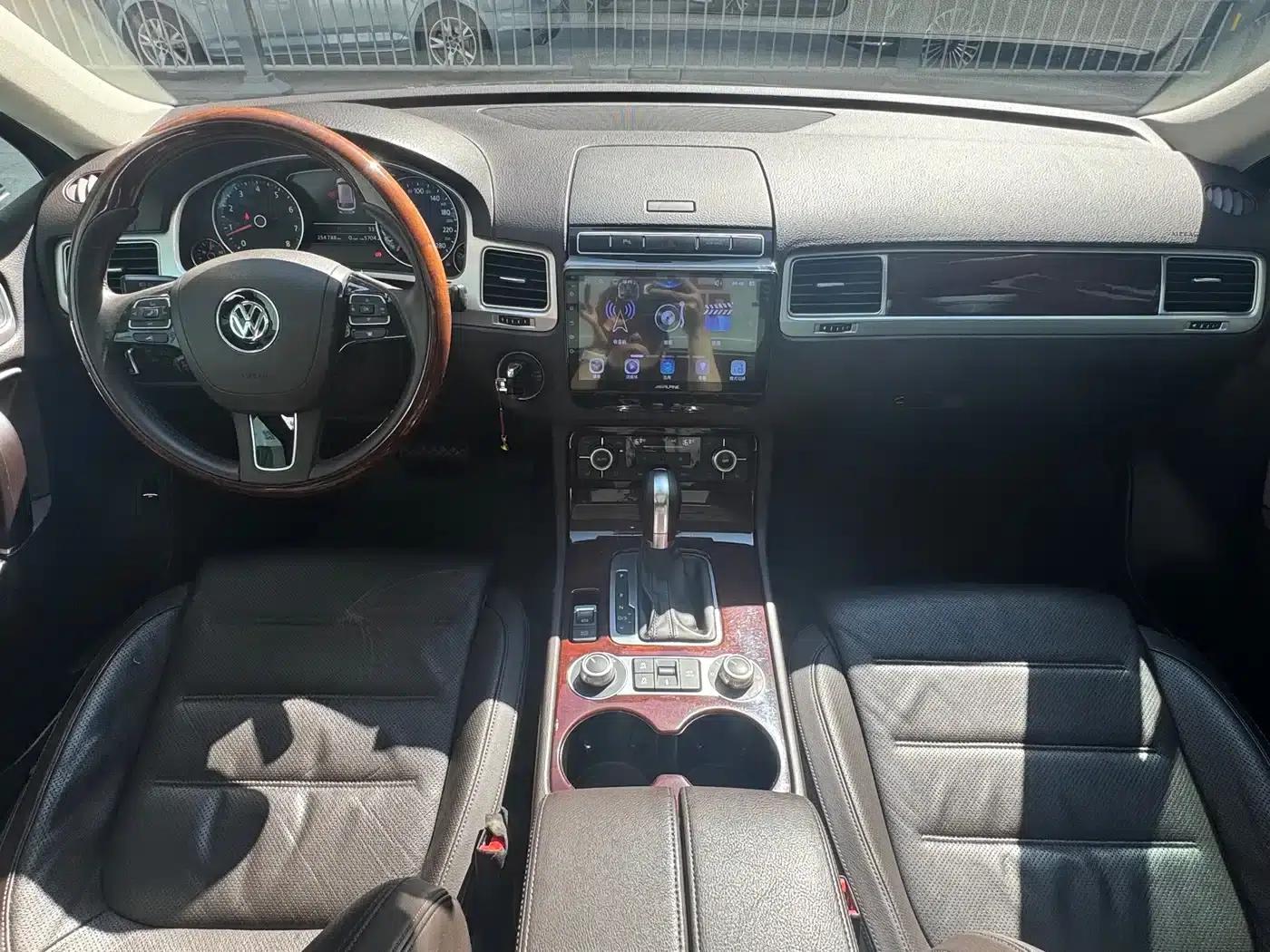 Touareg 2016 3.0TSI Standard Edition — миниатюра 8