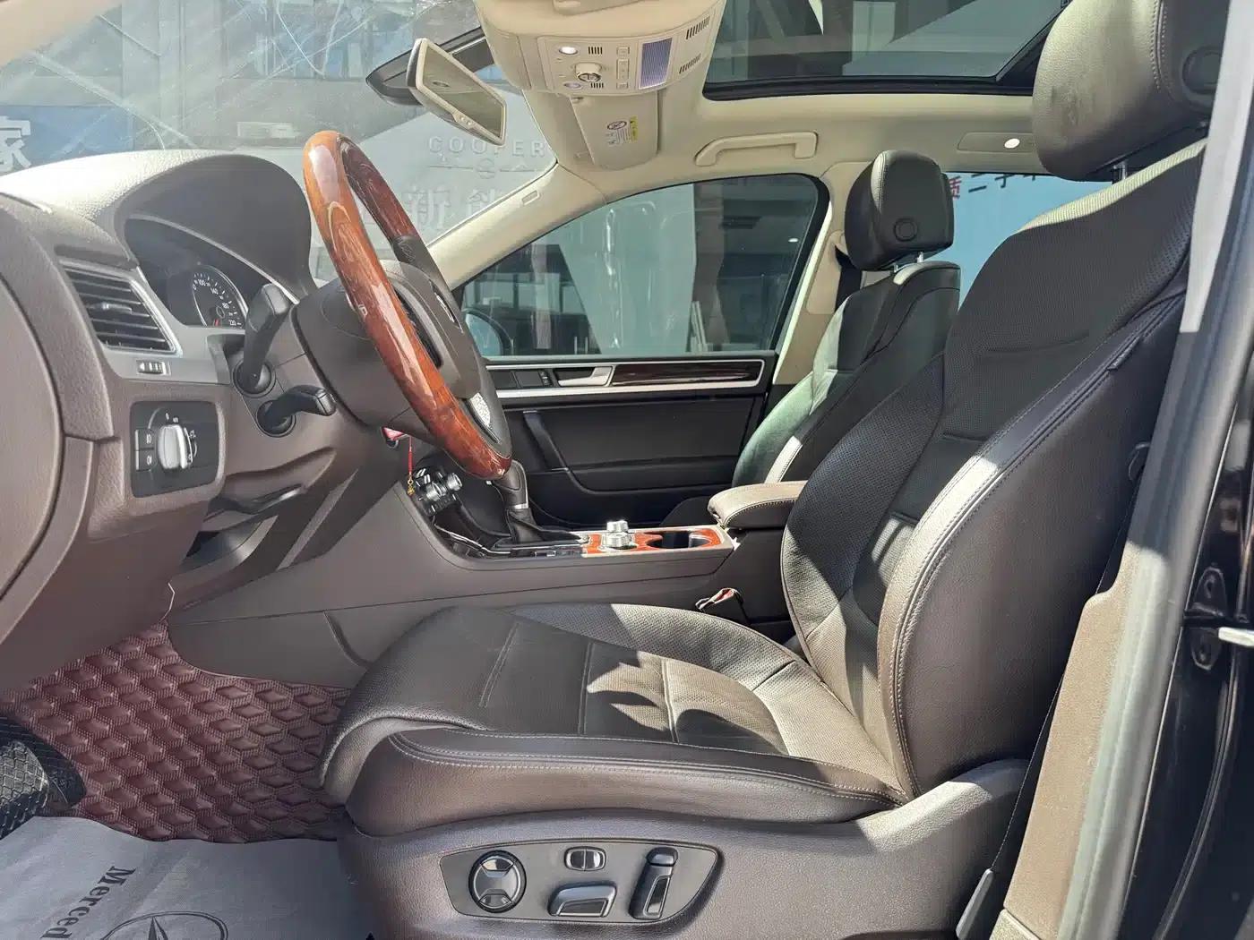 Touareg 2016 3.0TSI Standard Edition — миниатюра 9