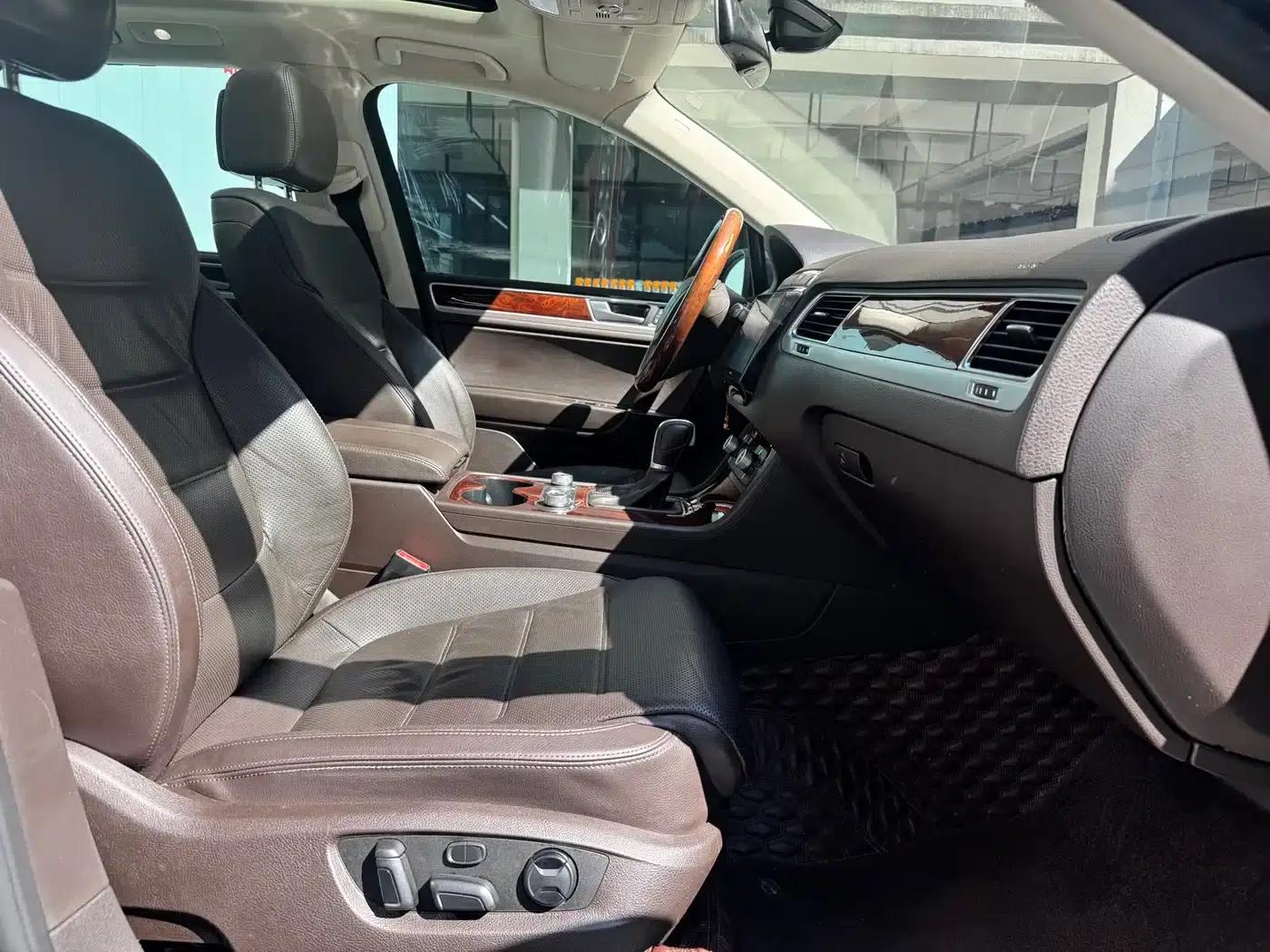 Touareg 2016 3.0TSI Standard Edition — миниатюра 10