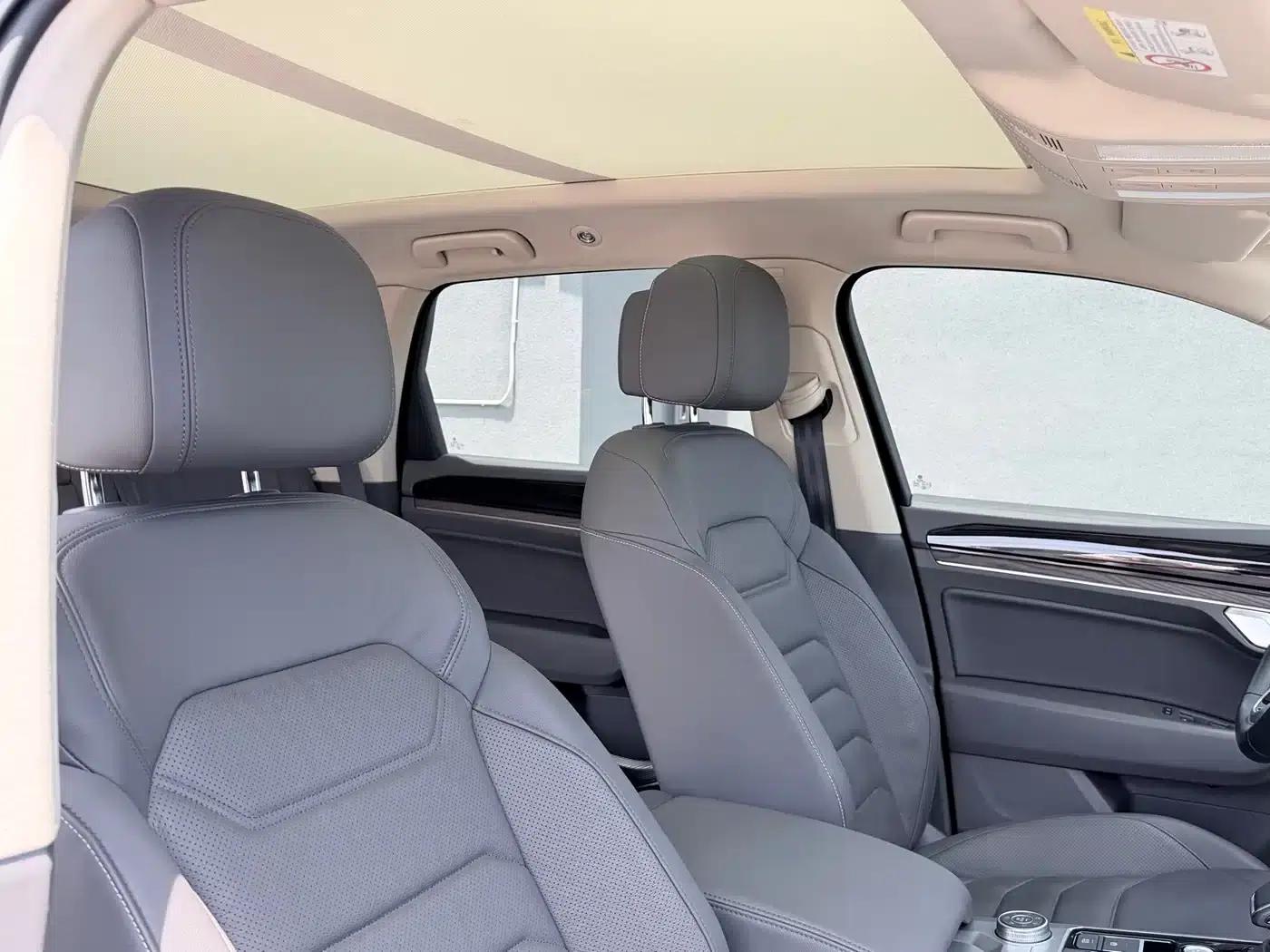 2021 Volkswagen Touareg 3.0TSI R-Line, Obsidian Black Sport Package — миниатюра 16