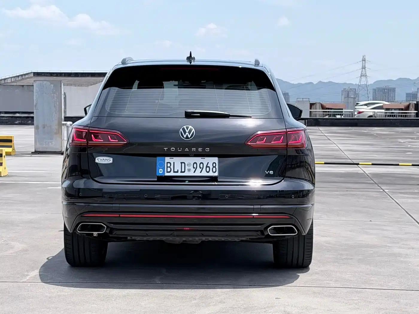 2021 Volkswagen Touareg 3.0TSI R-Line, Obsidian Black Sport Package — миниатюра 6