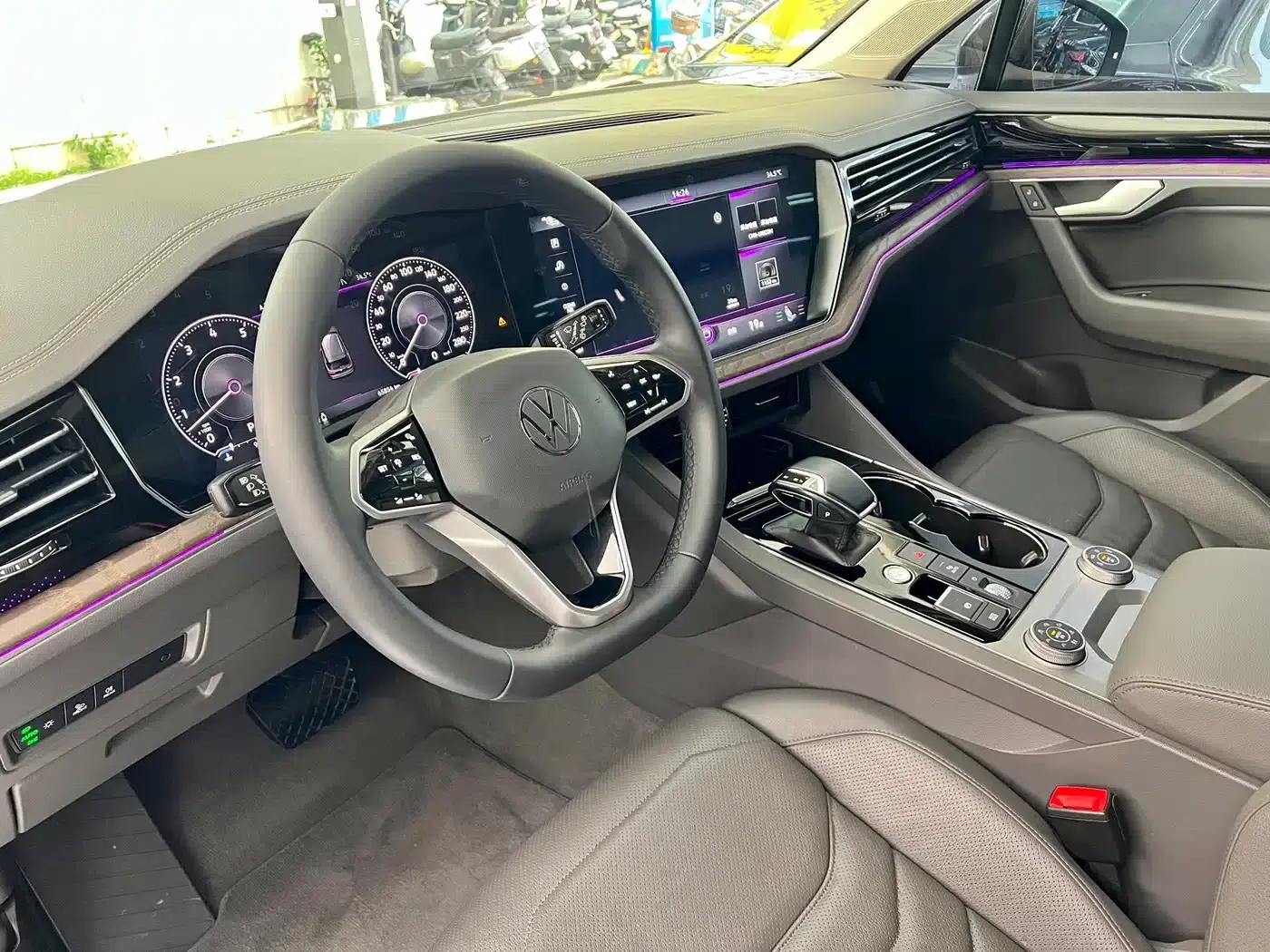 2021 Volkswagen Touareg 3.0TSI R-Line, Obsidian Black Sport Package — миниатюра 7