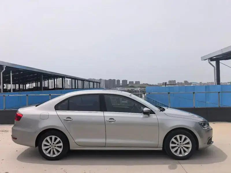 2014 Volkswagen Sagitar 1.6L Automatic Comfort Model — миниатюра 5