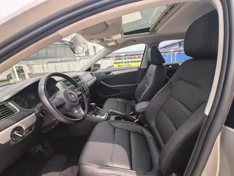 2014 Volkswagen Sagitar 1.6L Automatic Comfort Model — миниатюра 8
