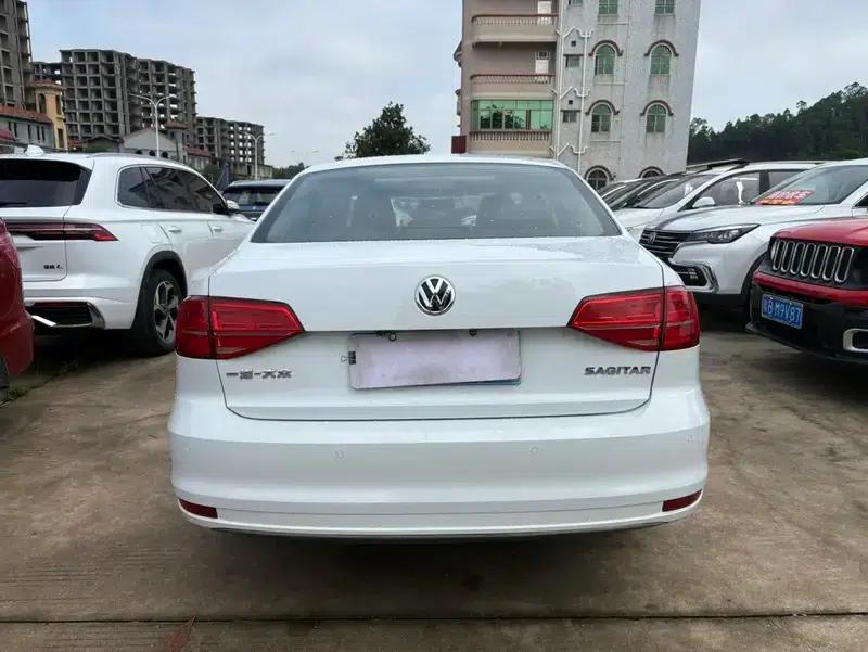 2017 Volkswagen Sagitar 1.6L Automatic Comfort Edition — миниатюра 5