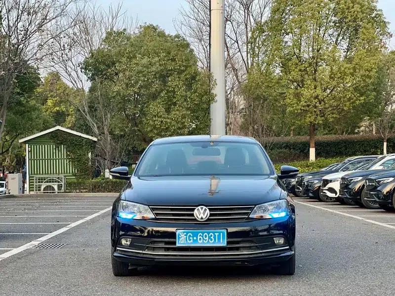 2018 Volkswagen Sagitar 1.6L Automatic Comfort Model — миниатюра 2