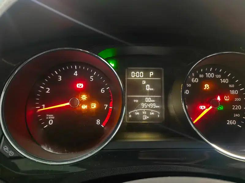 2018 Volkswagen Sagitar 1.6L Automatic Comfort Model — миниатюра 7