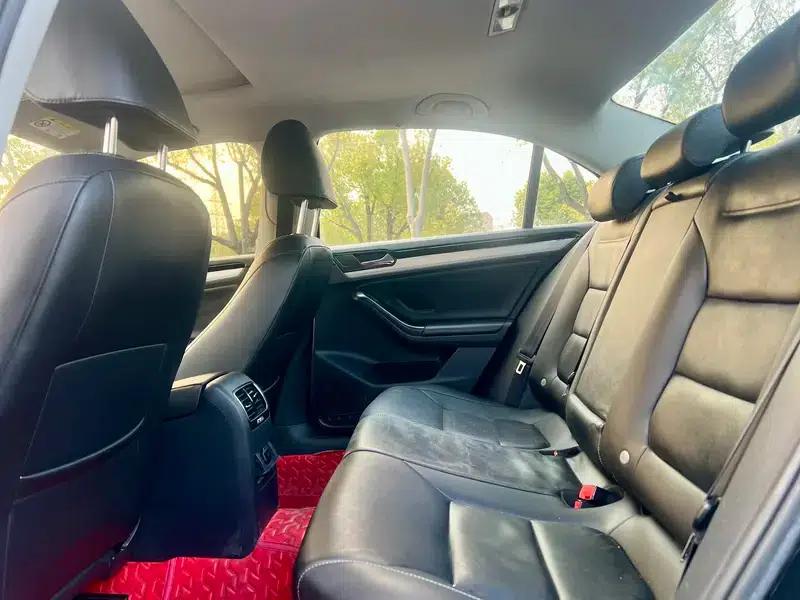 2018 Volkswagen Sagitar 1.6L Automatic Comfort Model — миниатюра 10