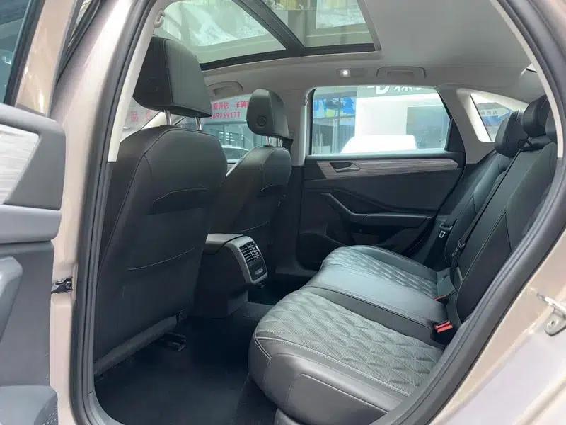 2023 Volkswagen Sagitar 200TSI DSG Super Edition — миниатюра 12