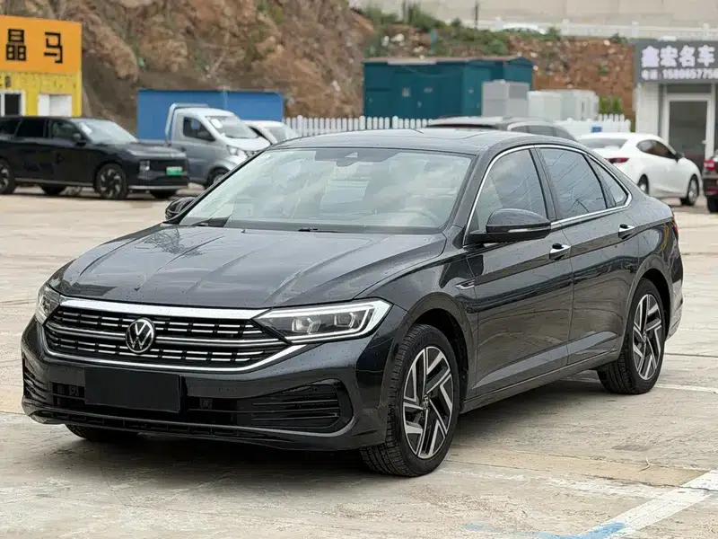 2023 Volkswagen Sagitar 200TSI DSG Super Edition — миниатюра 1