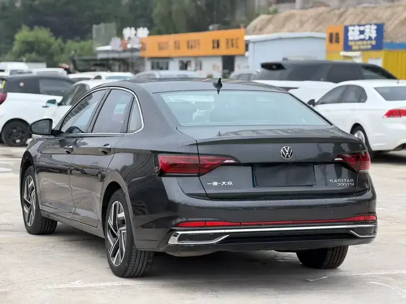 2023 Volkswagen Sagitar 200TSI DSG Super Edition — миниатюра 4