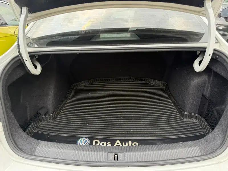 2019 Volkswagen Bora Legend 1.5L Automatic Leading Edition (China VI Emission Standard) — миниатюра 15