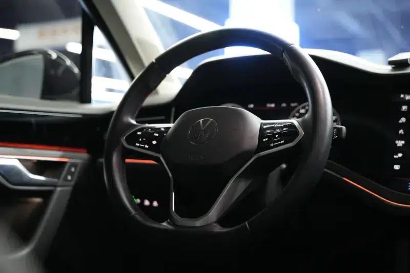 Touareg 2022 2.0TSI R-Line — миниатюра 17