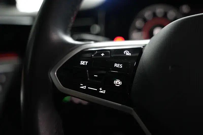 Touareg 2022 2.0TSI R-Line — миниатюра 20