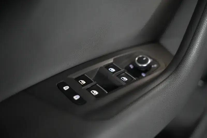 Touareg 2022 2.0TSI R-Line — миниатюра 25