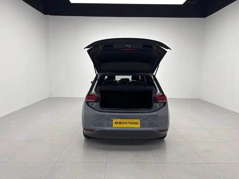Volkswagen ID.3 2023 Upgraded Pure Smart Edition — миниатюра 20