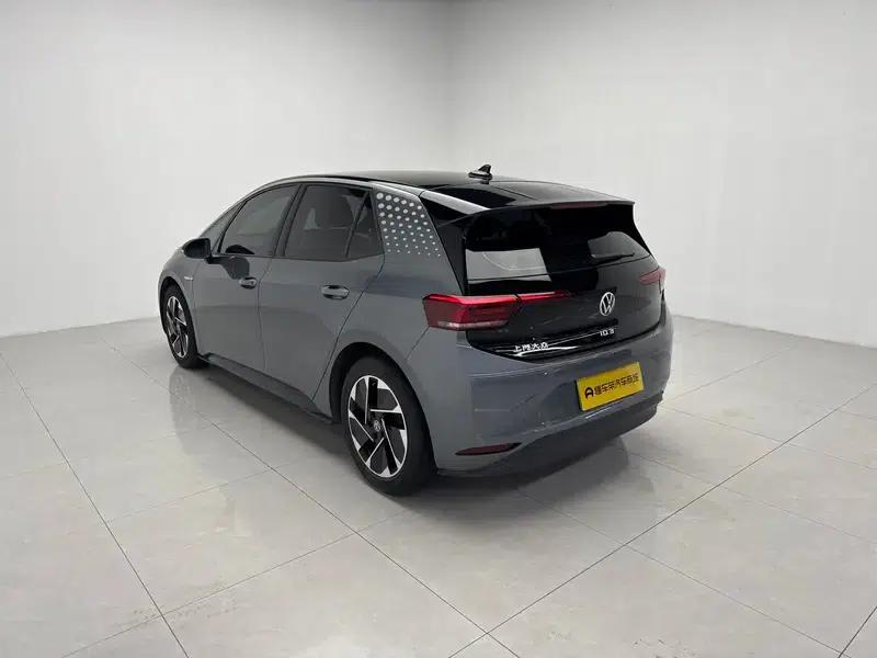 Volkswagen ID.3 2023 Upgraded Pure Smart Edition — миниатюра 5