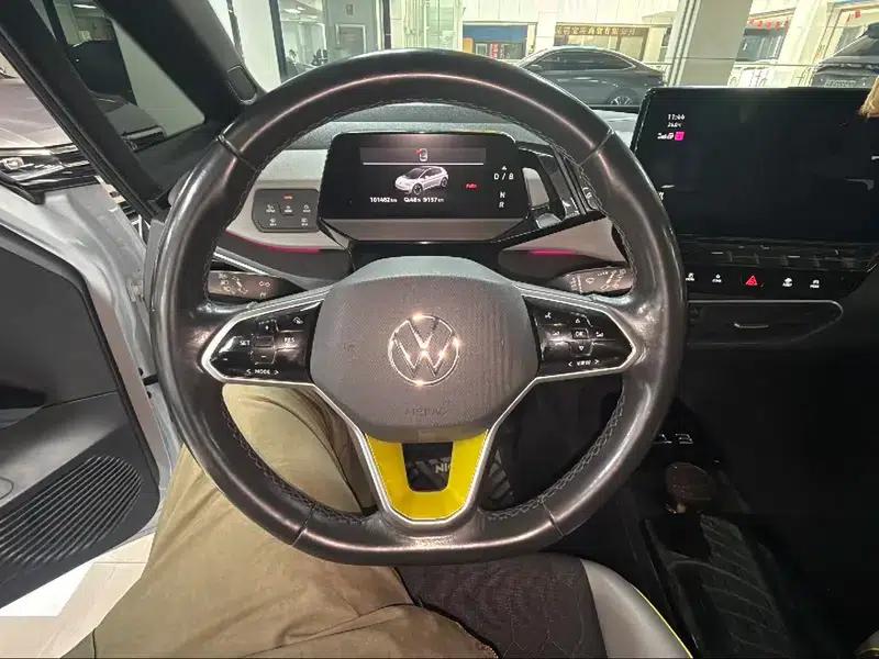 Volkswagen ID.3 2022 Intelligent Edition — миниатюра 11