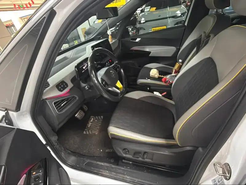 Volkswagen ID.3 2022 Intelligent Edition — миниатюра 7