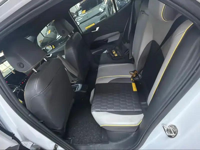 Volkswagen ID.3 2022 Intelligent Edition — миниатюра 9
