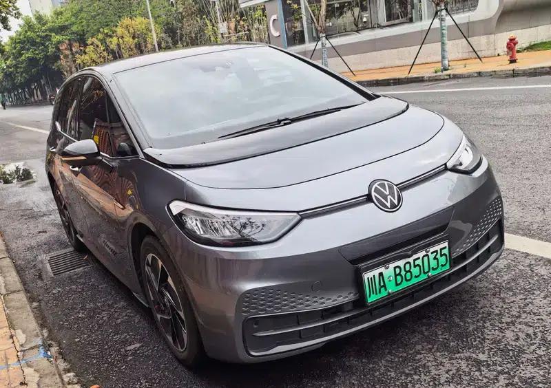 Volkswagen ID.3 2023 Pure Smart Edition — миниатюра 2