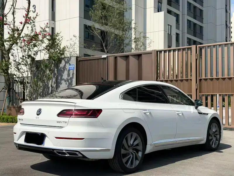 Volkswagen CC 2021 380TSI Striking Edition — миниатюра 6