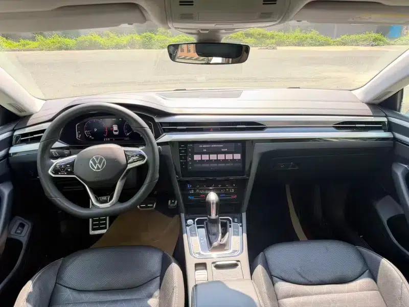 Volkswagen CC 2021 380TSI Striking Edition — миниатюра 7