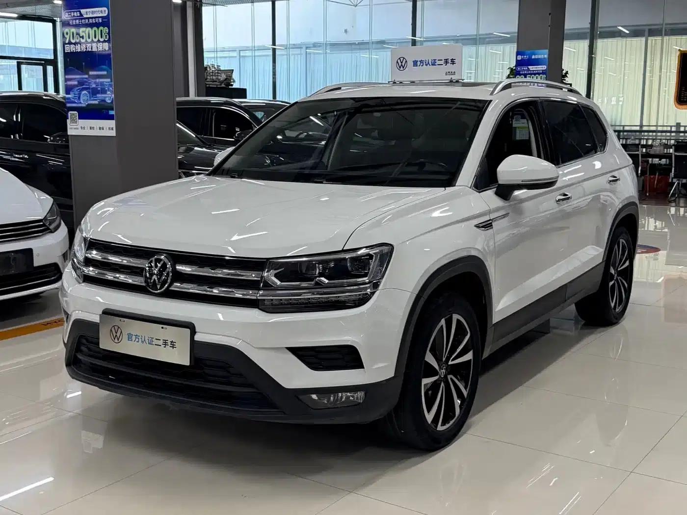 Tharu 2022 280TSI 2WD Luxury Edition — миниатюра 1