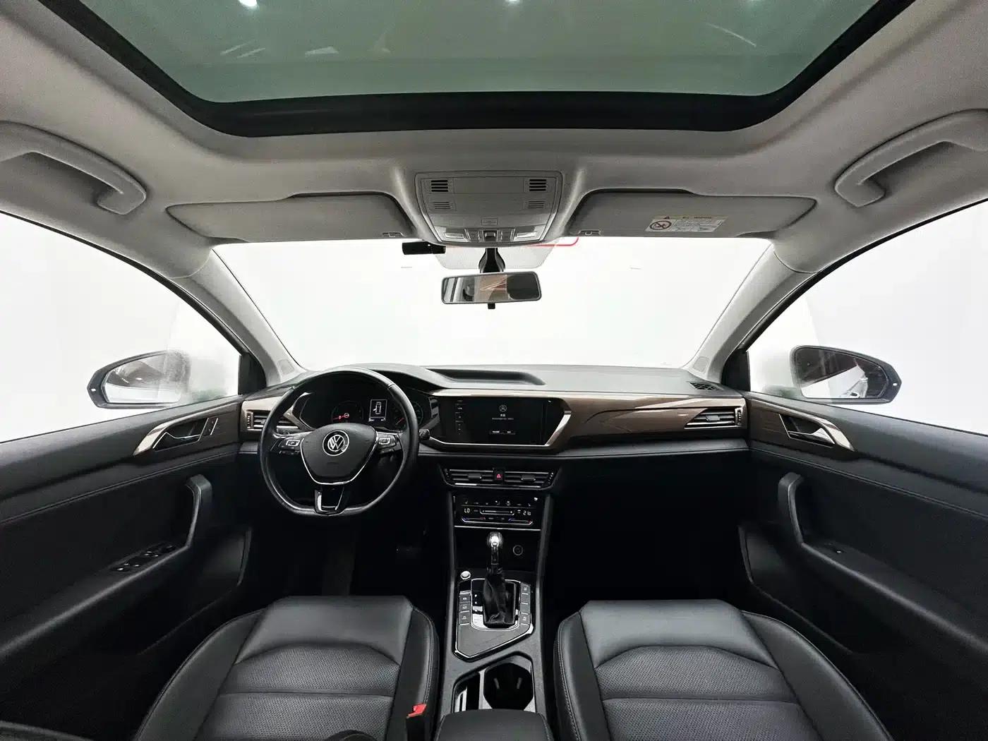 Tharu 2021 280TSI 2WD Luxury Edition PLUS — миниатюра 18
